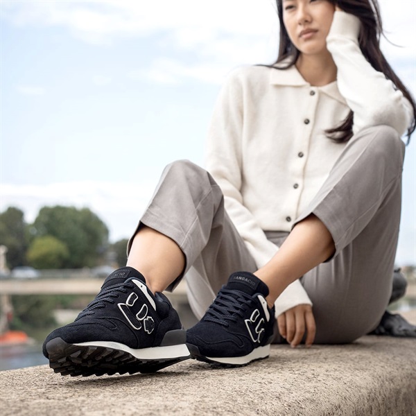 にゅ～ず『BLACK』LIMITED EDITION｜抽選販売｜ | SANGACIO
